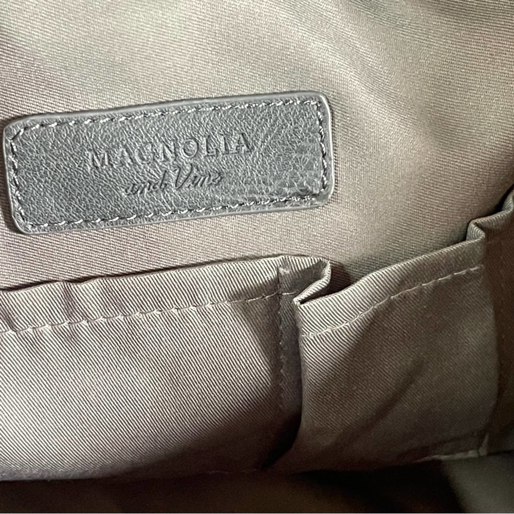 MAGNOLIA & VINE canvas and vegan leather tote - Picture 9 of 13